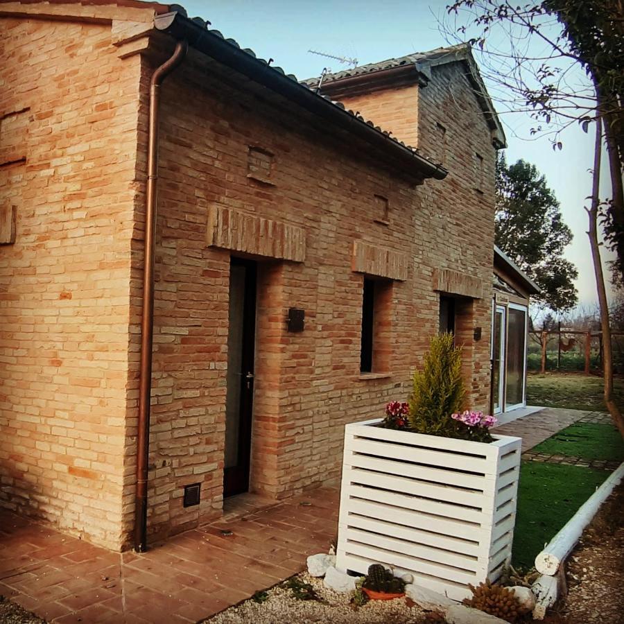 B&B Il Fienile Del Borgo Iesi Exterior foto